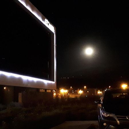 Eb Hotel By Eurobuilding Quito Airport Tababela Bagian luar foto