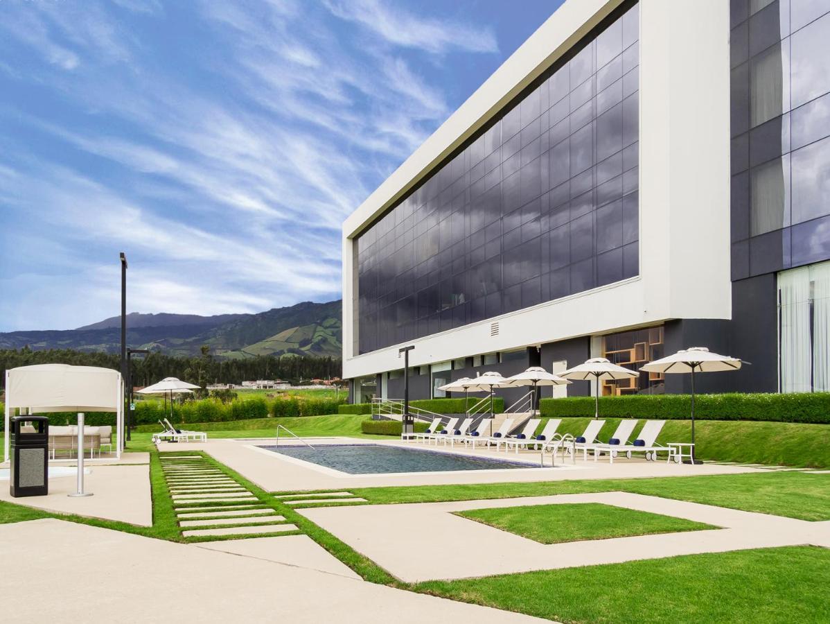 Eb Hotel By Eurobuilding Quito Airport Tababela Bagian luar foto