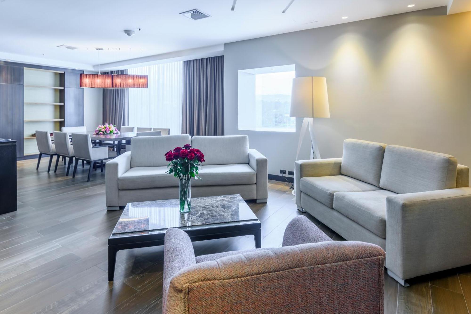 Eb Hotel By Eurobuilding Quito Airport Tababela Bagian luar foto