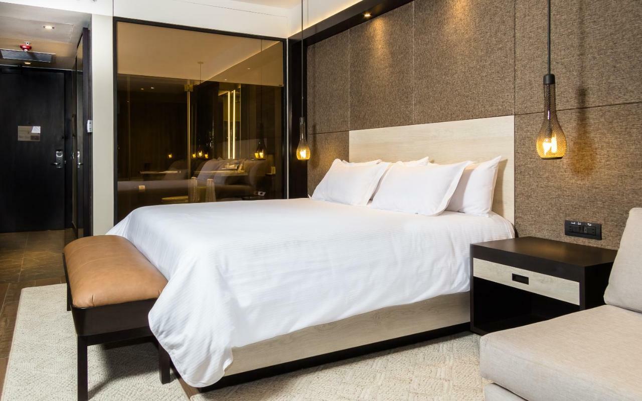 Eb Hotel By Eurobuilding Quito Airport Tababela Bagian luar foto